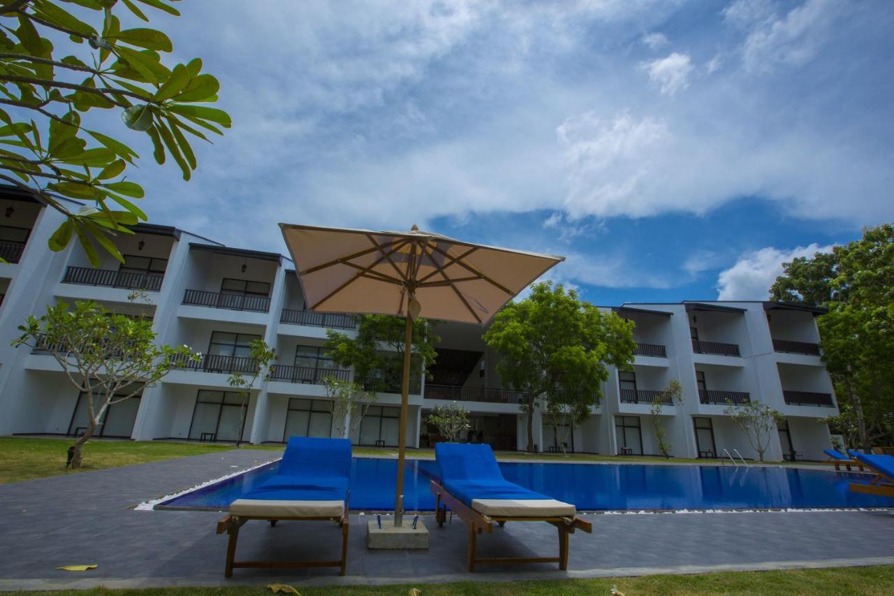 Grand Tamarind Lake Kataragama Kültér fotó