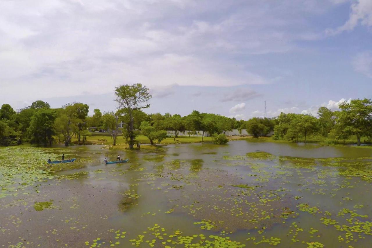 Grand Tamarind Lake Kataragama Kültér fotó
