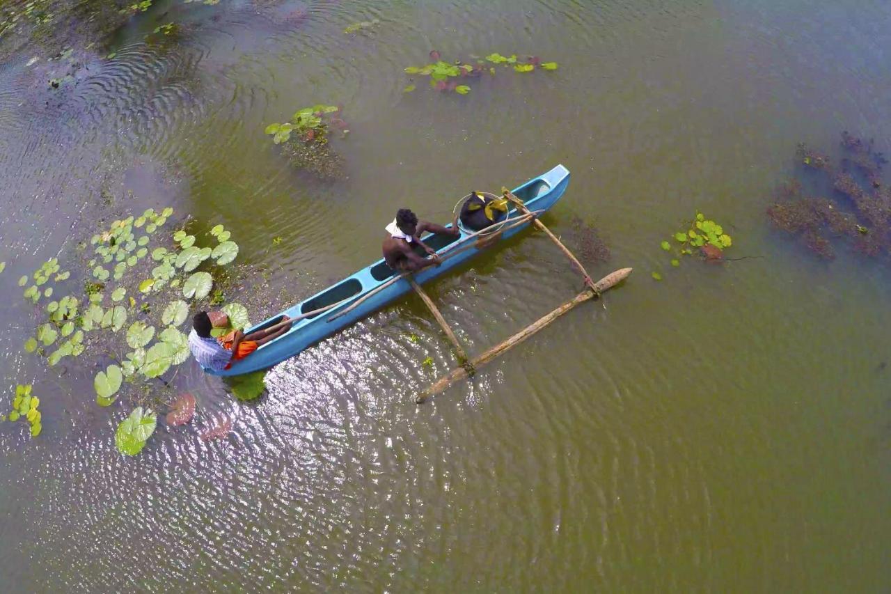 Grand Tamarind Lake Kataragama Kültér fotó