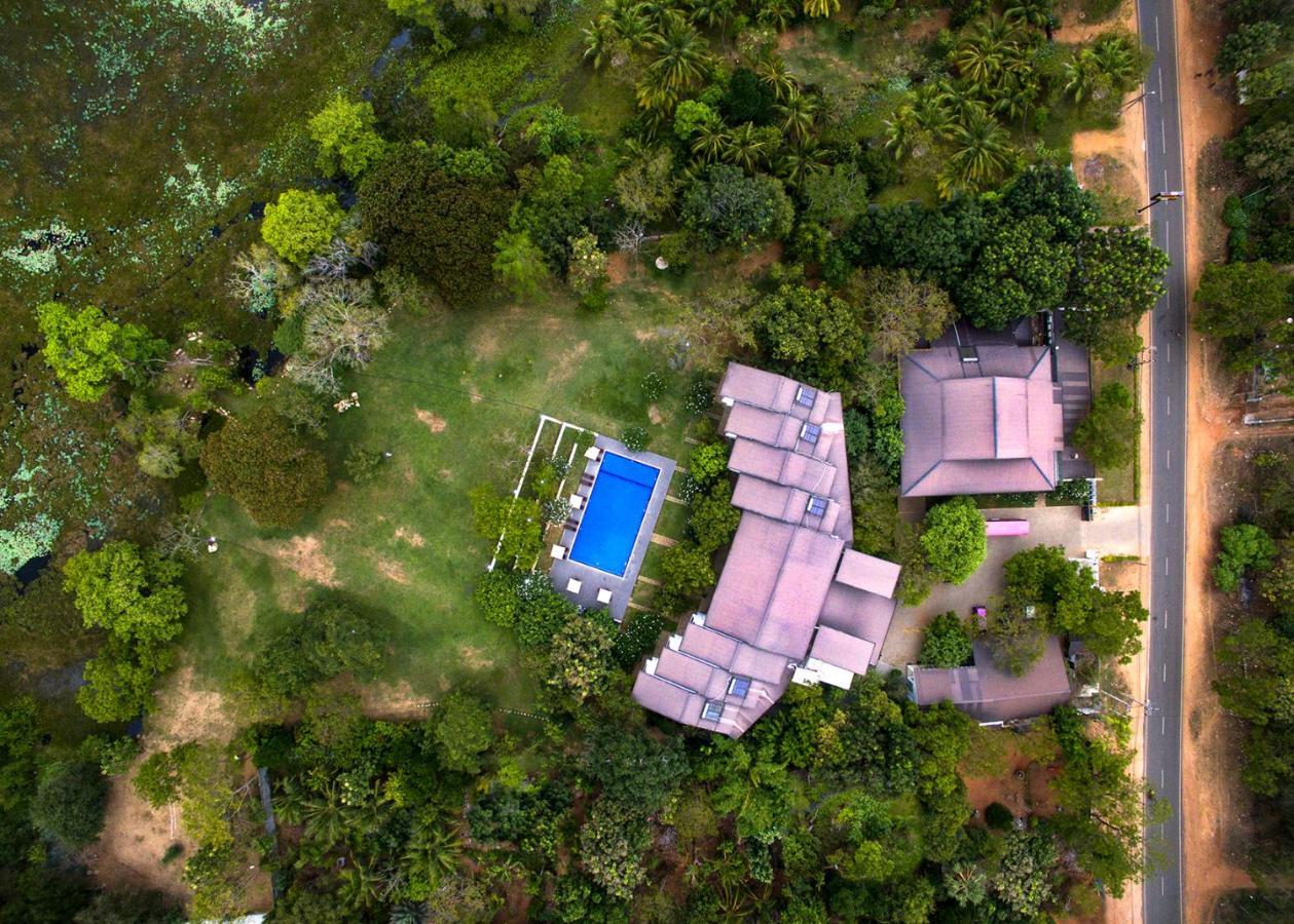 Grand Tamarind Lake Kataragama Kültér fotó