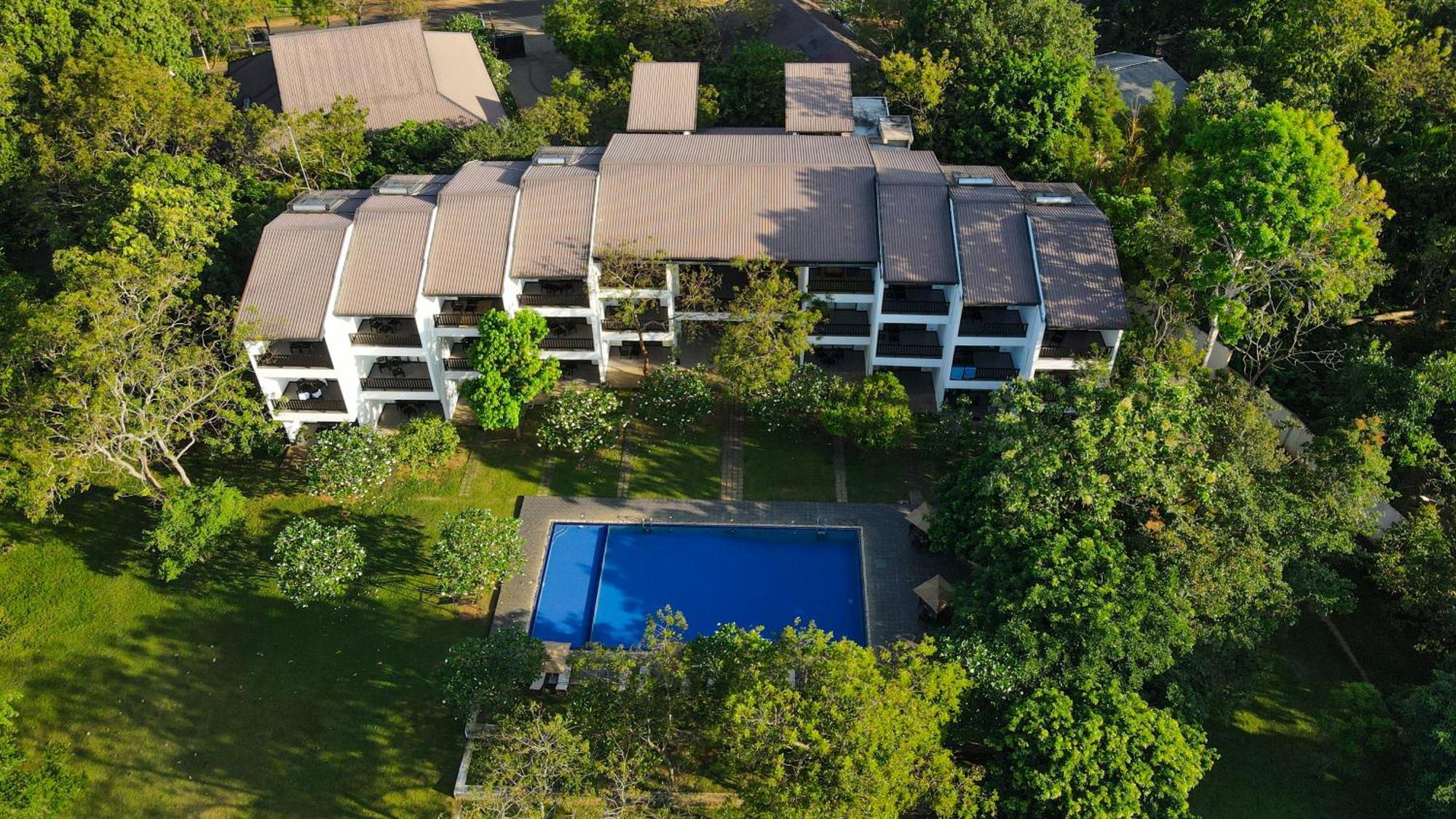 Grand Tamarind Lake Kataragama Kültér fotó